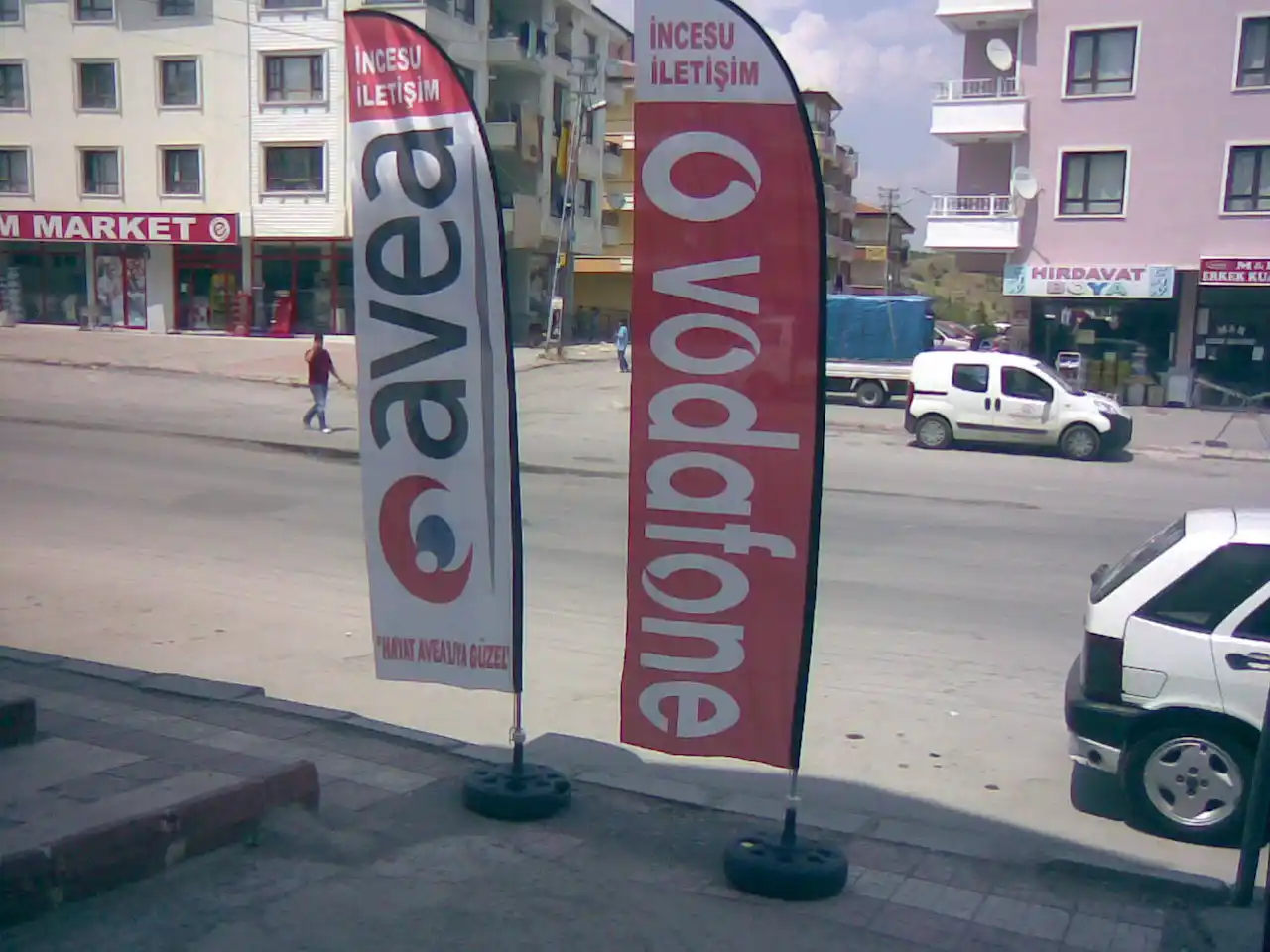 Cep Telefoncu Olta Bayrağı-58